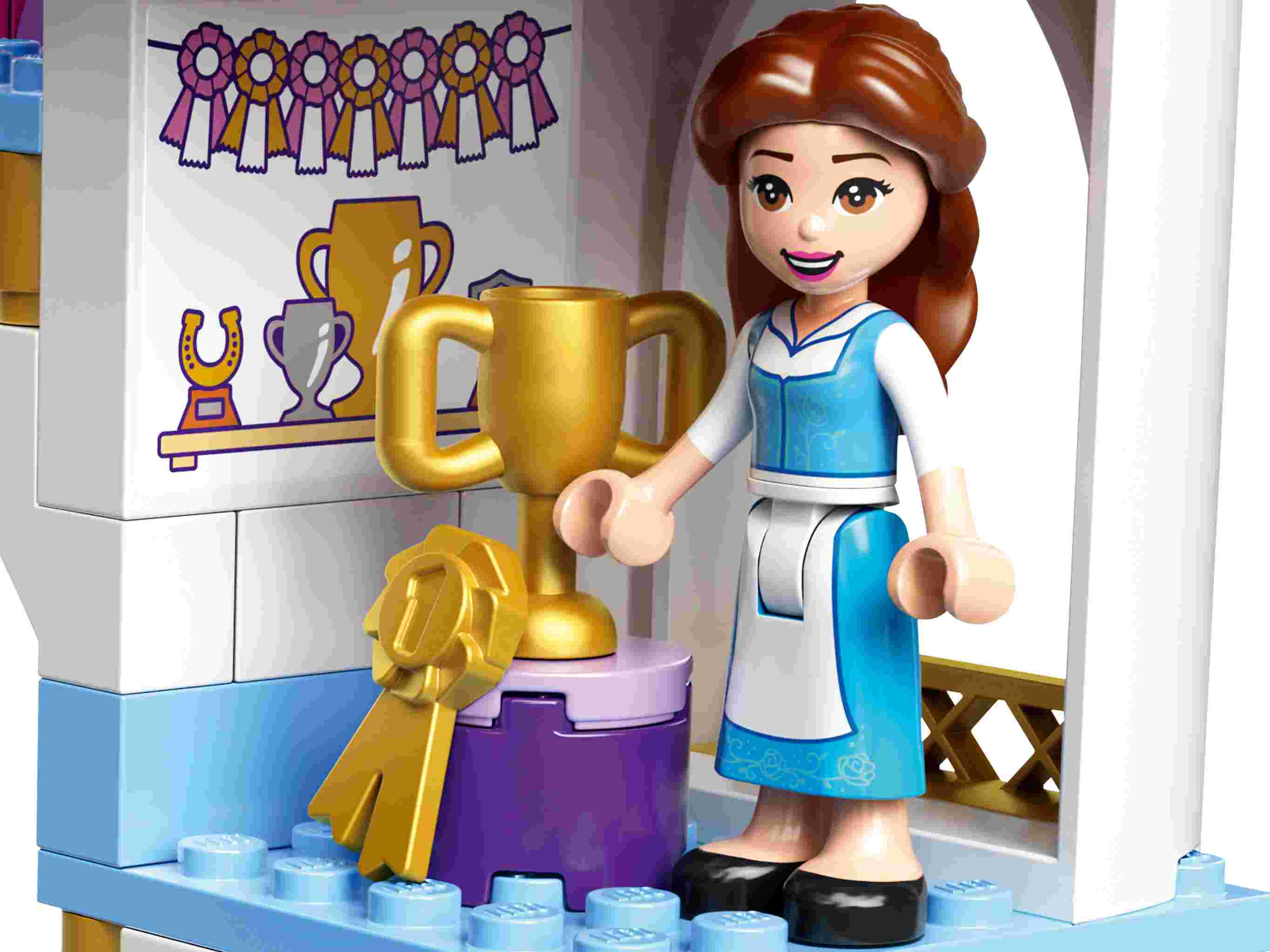LEGO 43195 Disney Princess Belles und Rapunzels königliche Ställe, mit Pferden