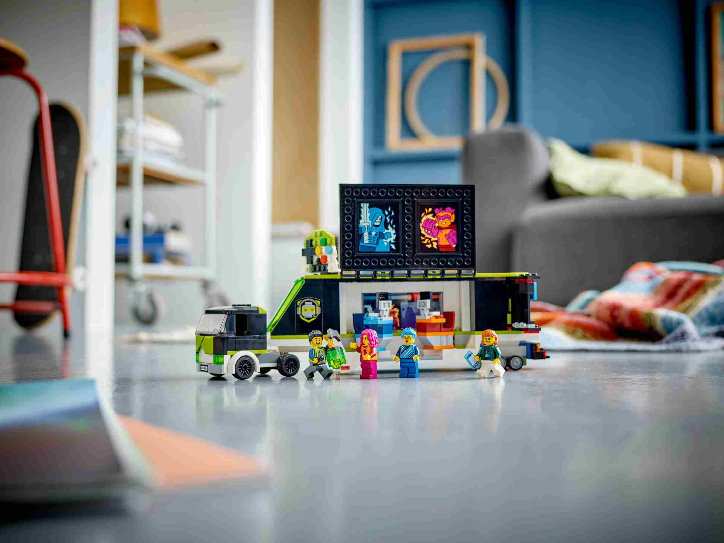 LEGO 60388 City Gaming Turnier Truck, eSports, 3 Minifiguren, "Starke Fahrzeuge"