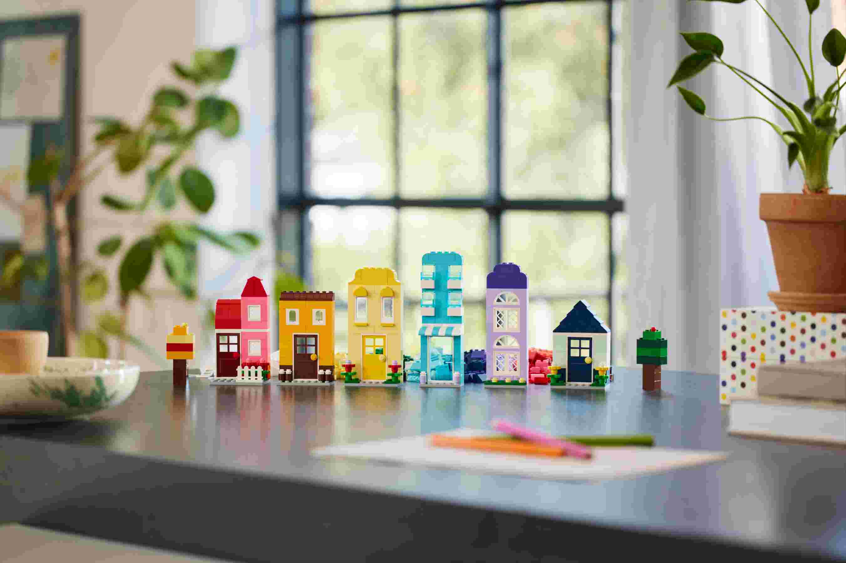 LEGO 11035 Classic Kreative Häuser, inklusive Anleitung mit 8 Bauideen