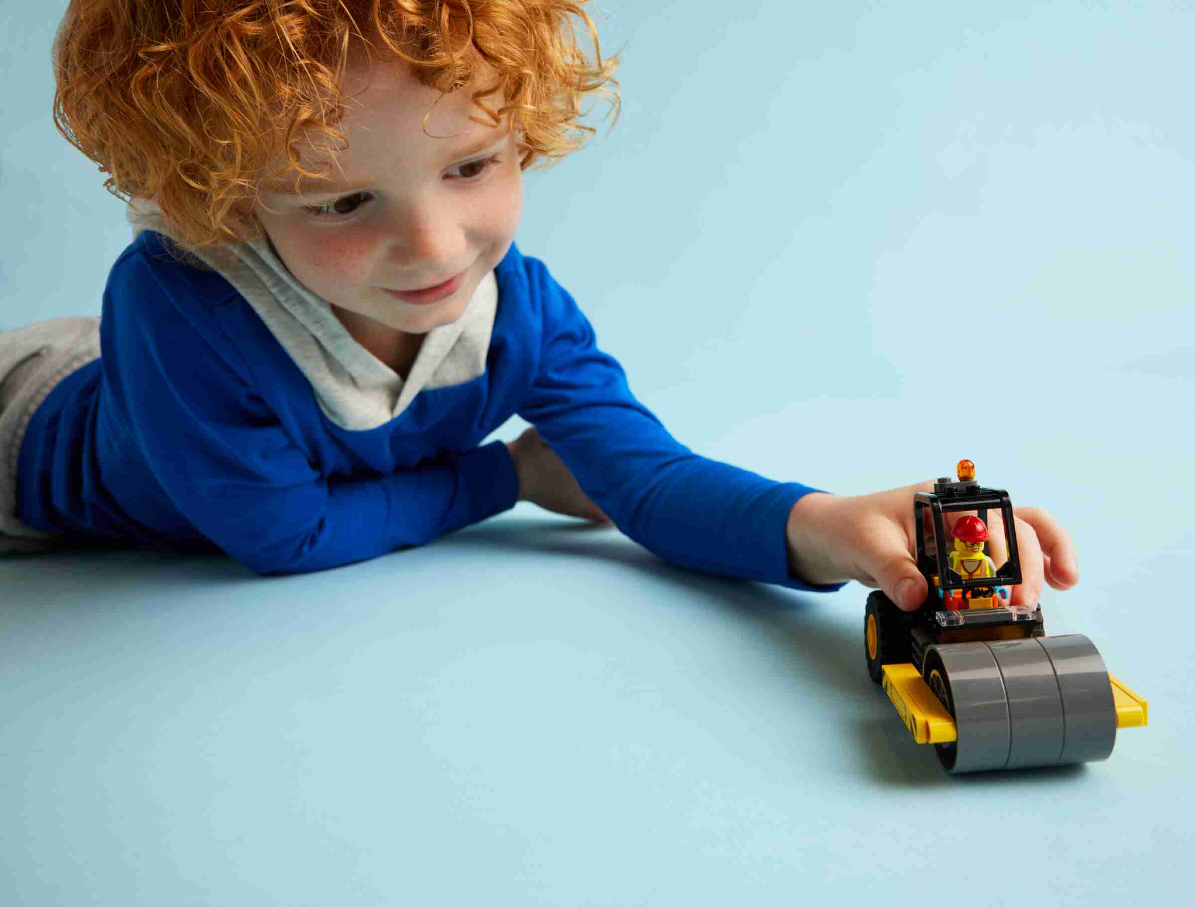 LEGO 60401 City Straßenwalze, grobstollige Reifen, Bauarbeiter-Minifigur