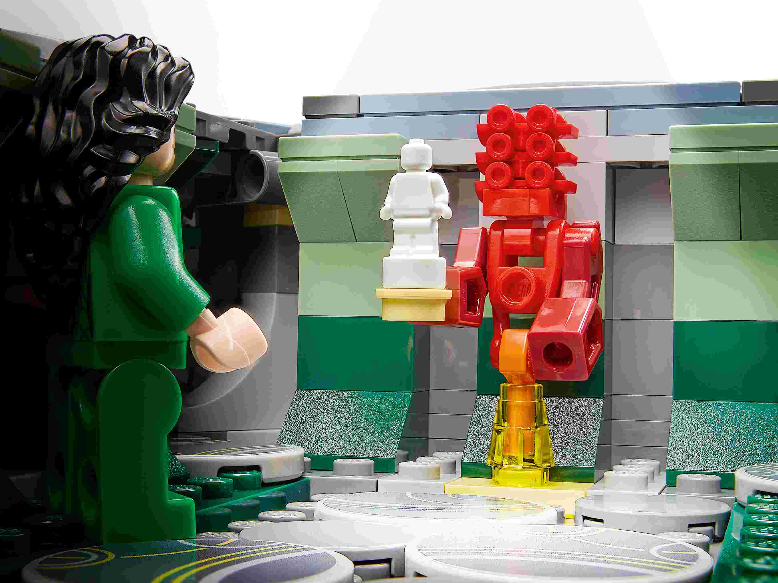 LEGO 76156 Marvel Aufstieg des Domo, Raumschiff aus The Eternals, 6 Minifiguren