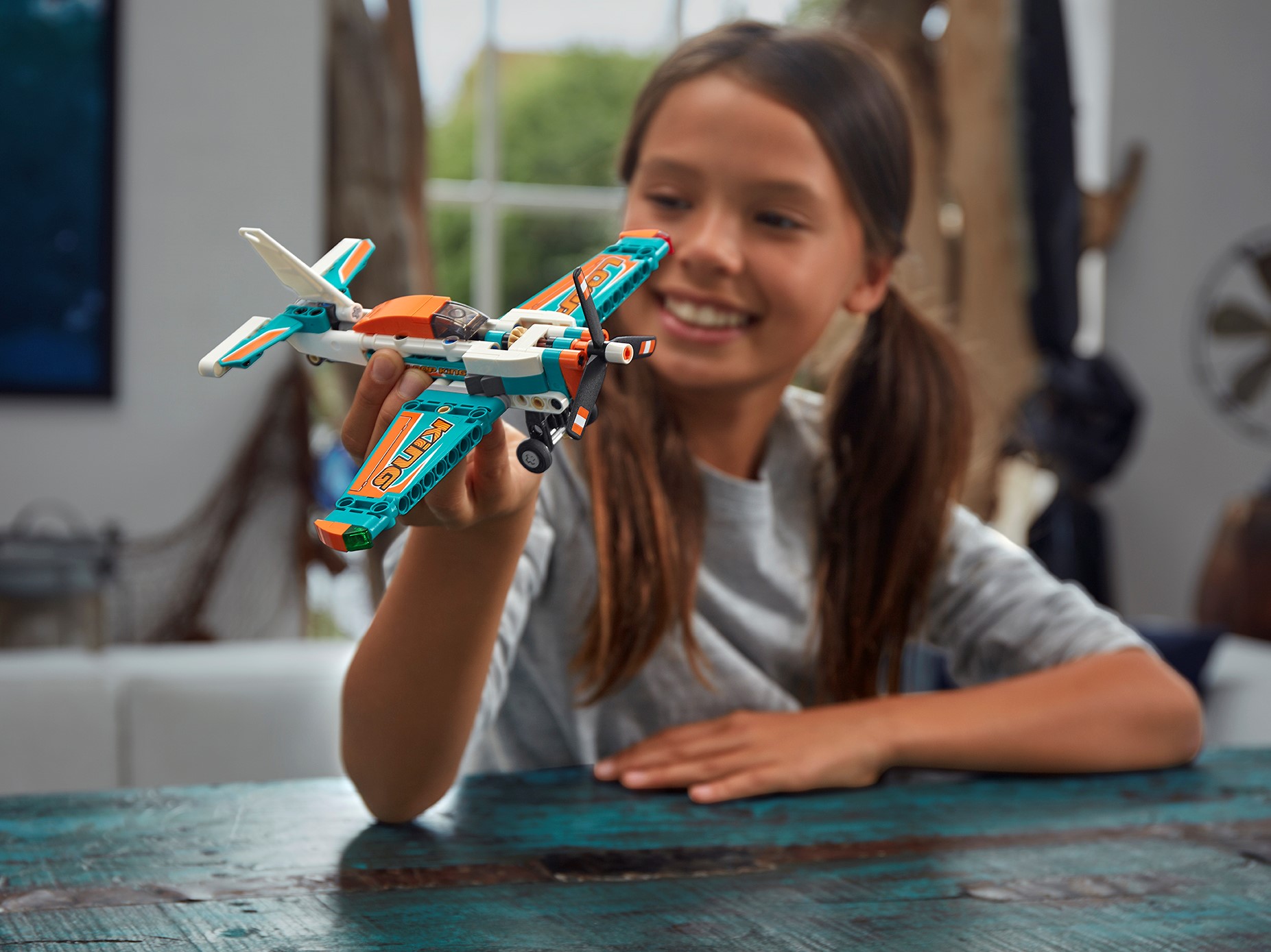 LEGO 42117 Technic Rennflugzeug, Düsenflieger, 2-in-1- Modell