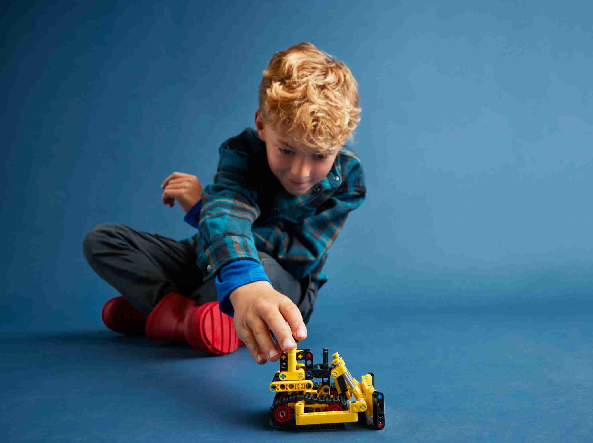 LEGO 42163 Technic Schwerlast Bulldozer, Bewegliche Ketten und Planierschild