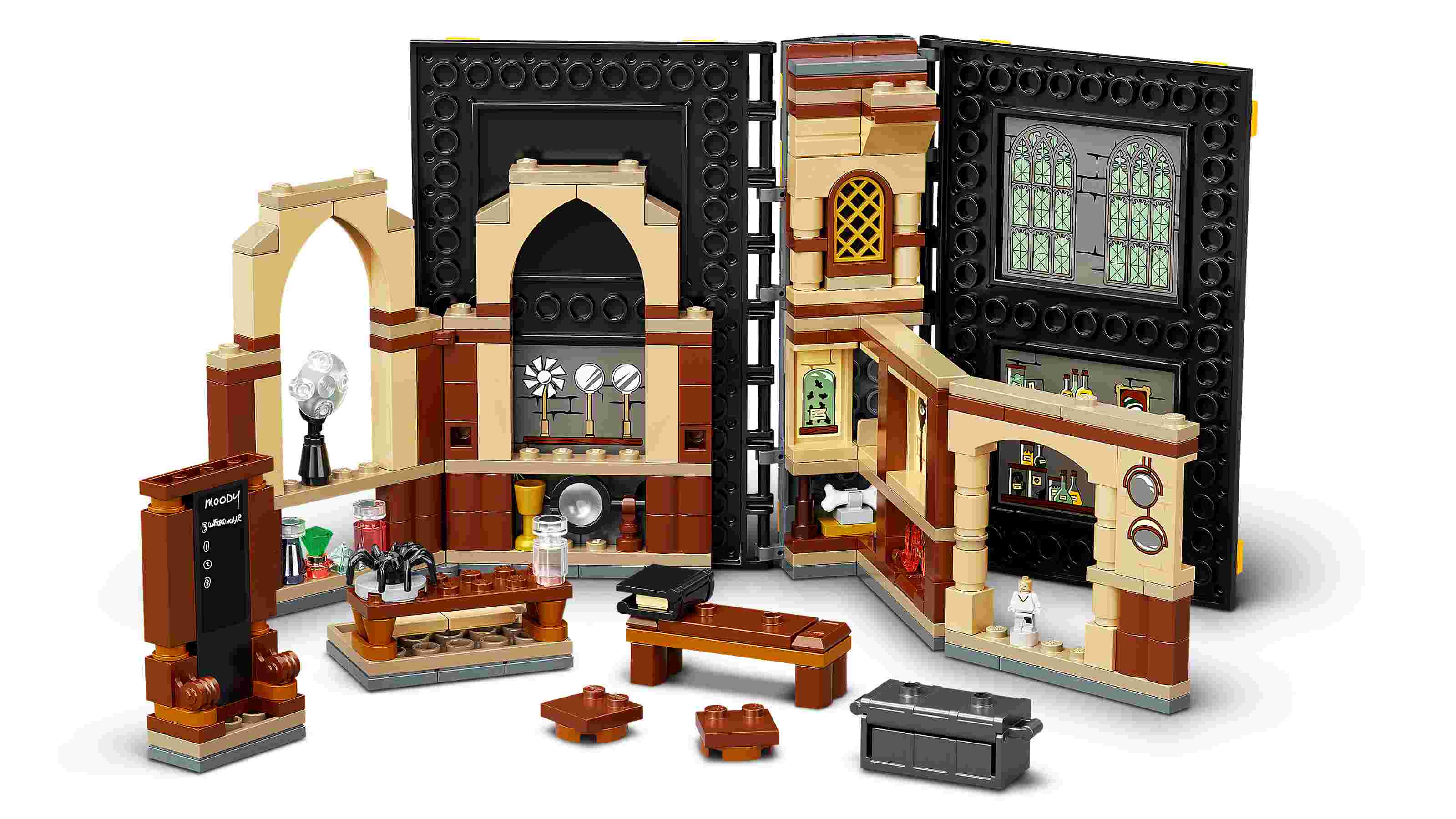 LEGO 76397 Harry Potter Hogwarts Moment: Verteidigungsunterricht, Spielzeug-Buch