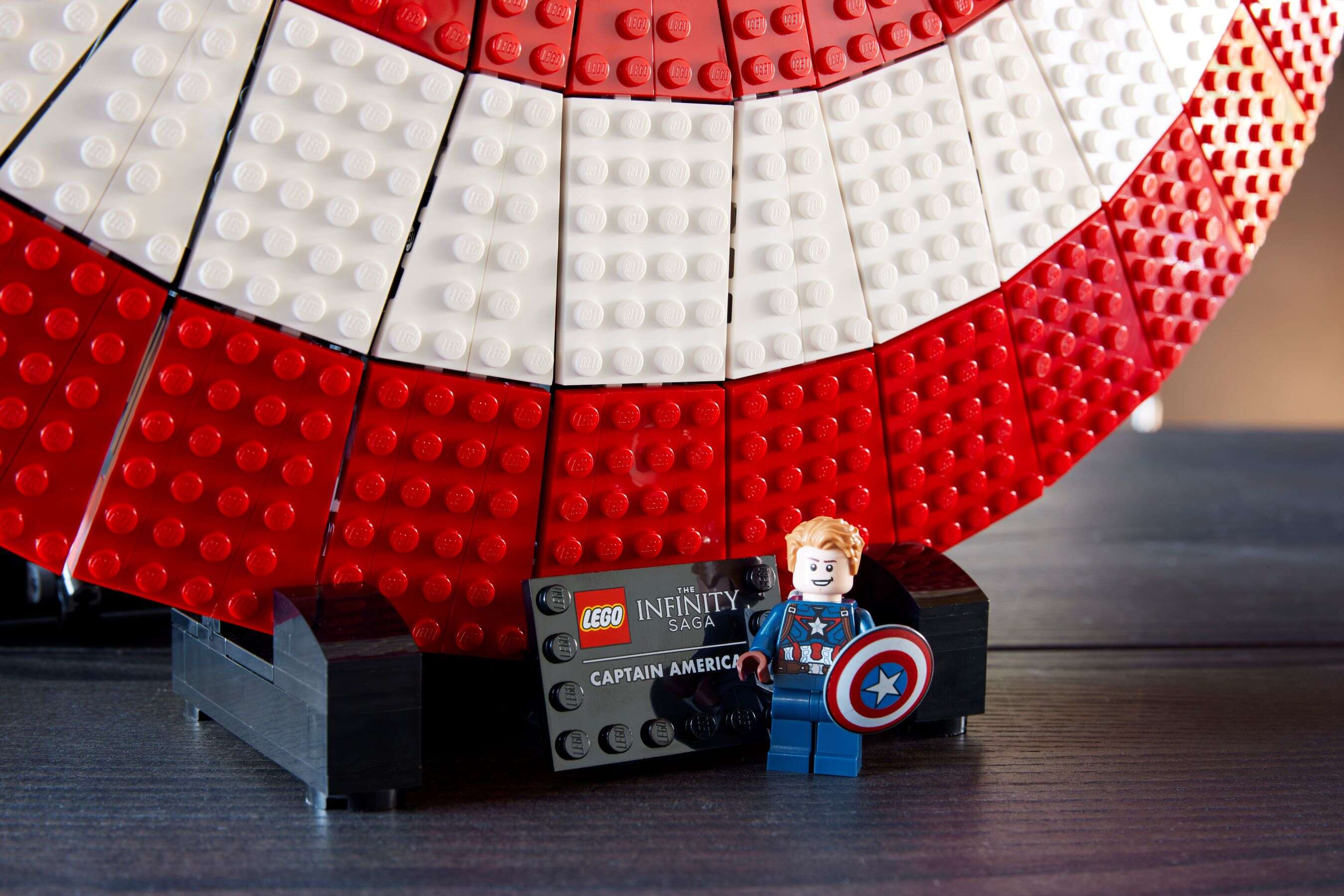 LEGO 76262 Marvel Super Heroes Captain Americas Schild, detailgetreues Modell