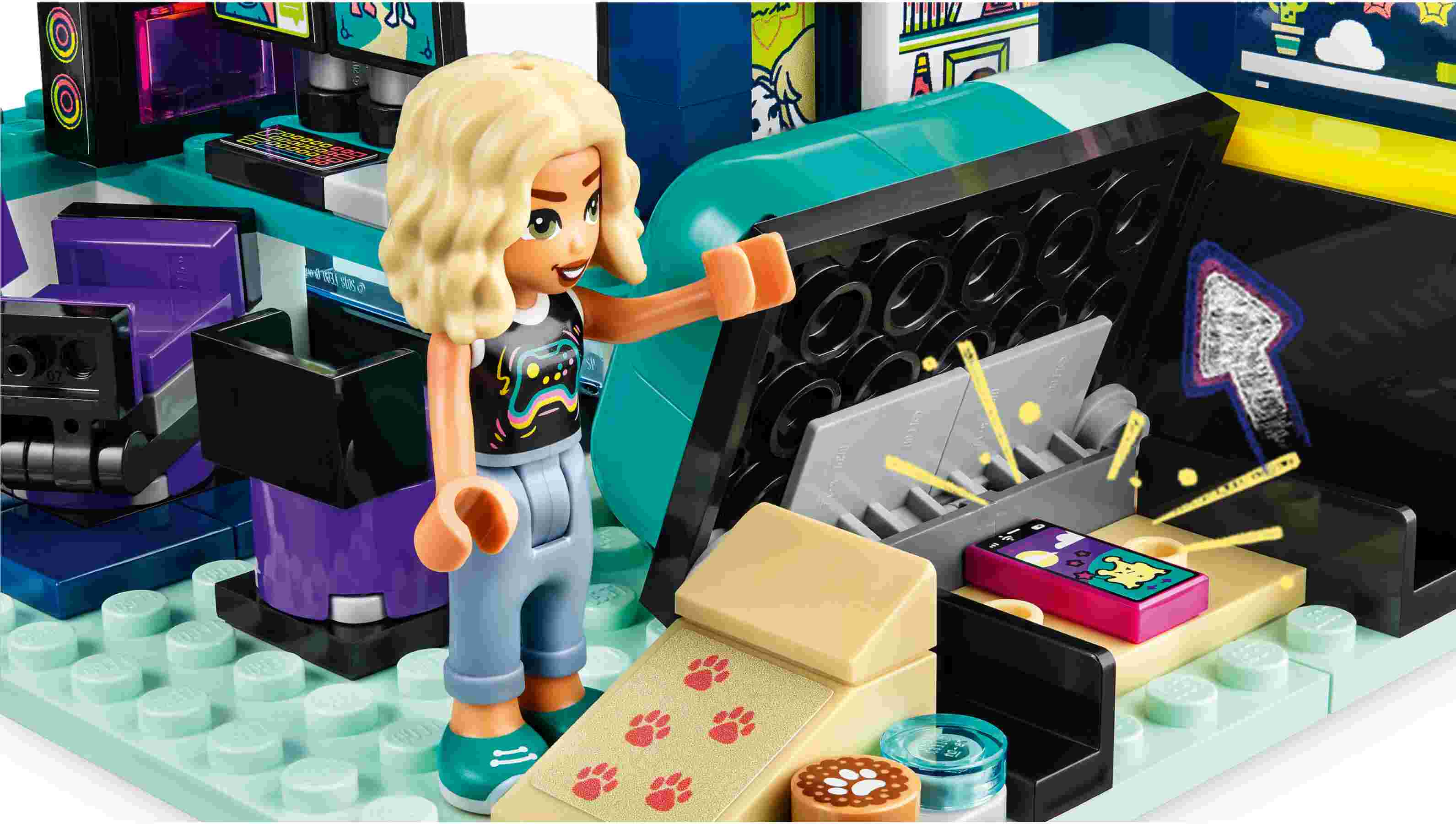 LEGO 41755 Friends Novas Zimmer, Spielfiguren Nova und Zac, Rettungshund Pickle