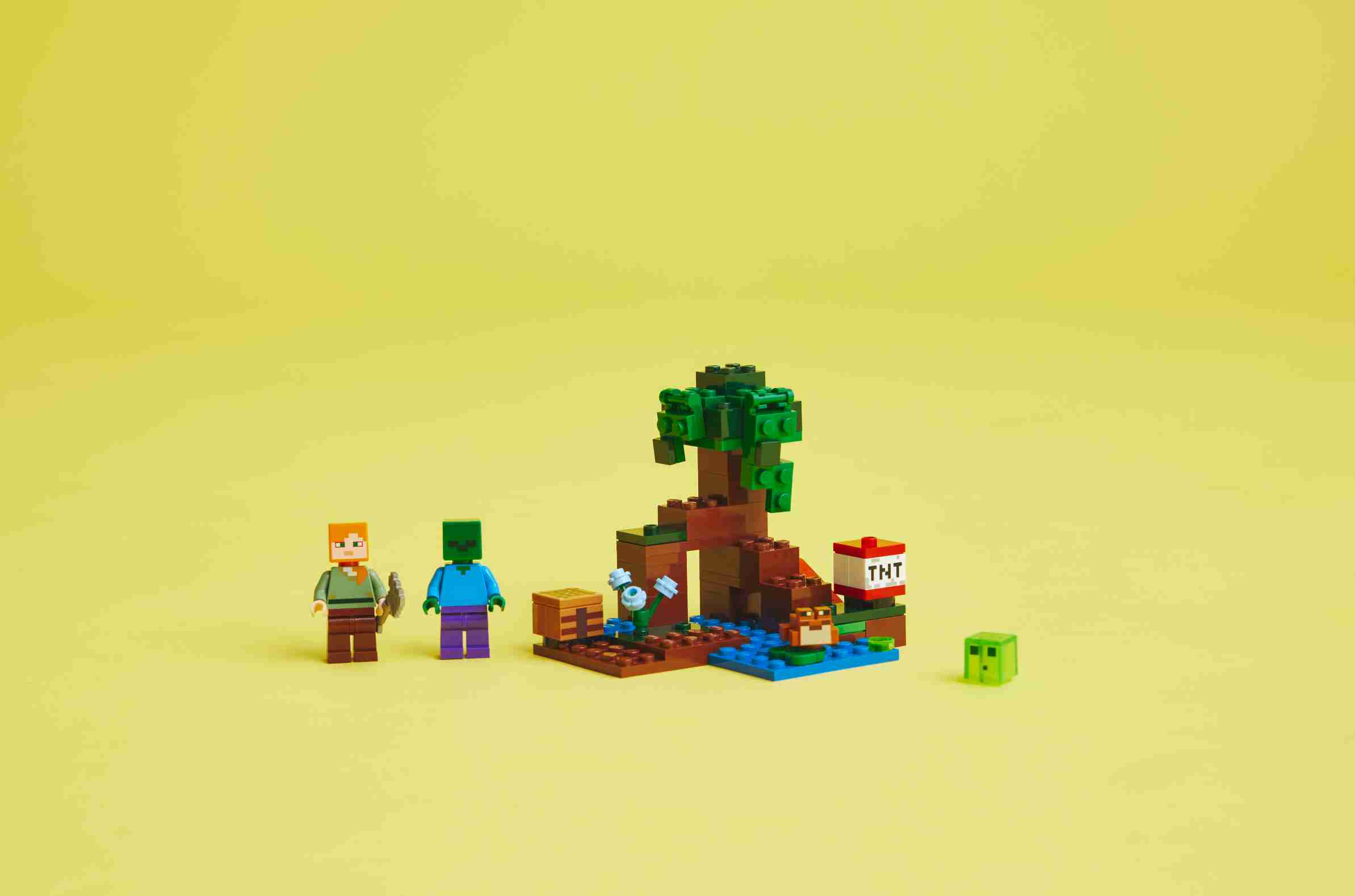 LEGO 21240 Minecraft Das Sumpfabenteuer, Alex, Zombie, TNT-Sprengfunktion