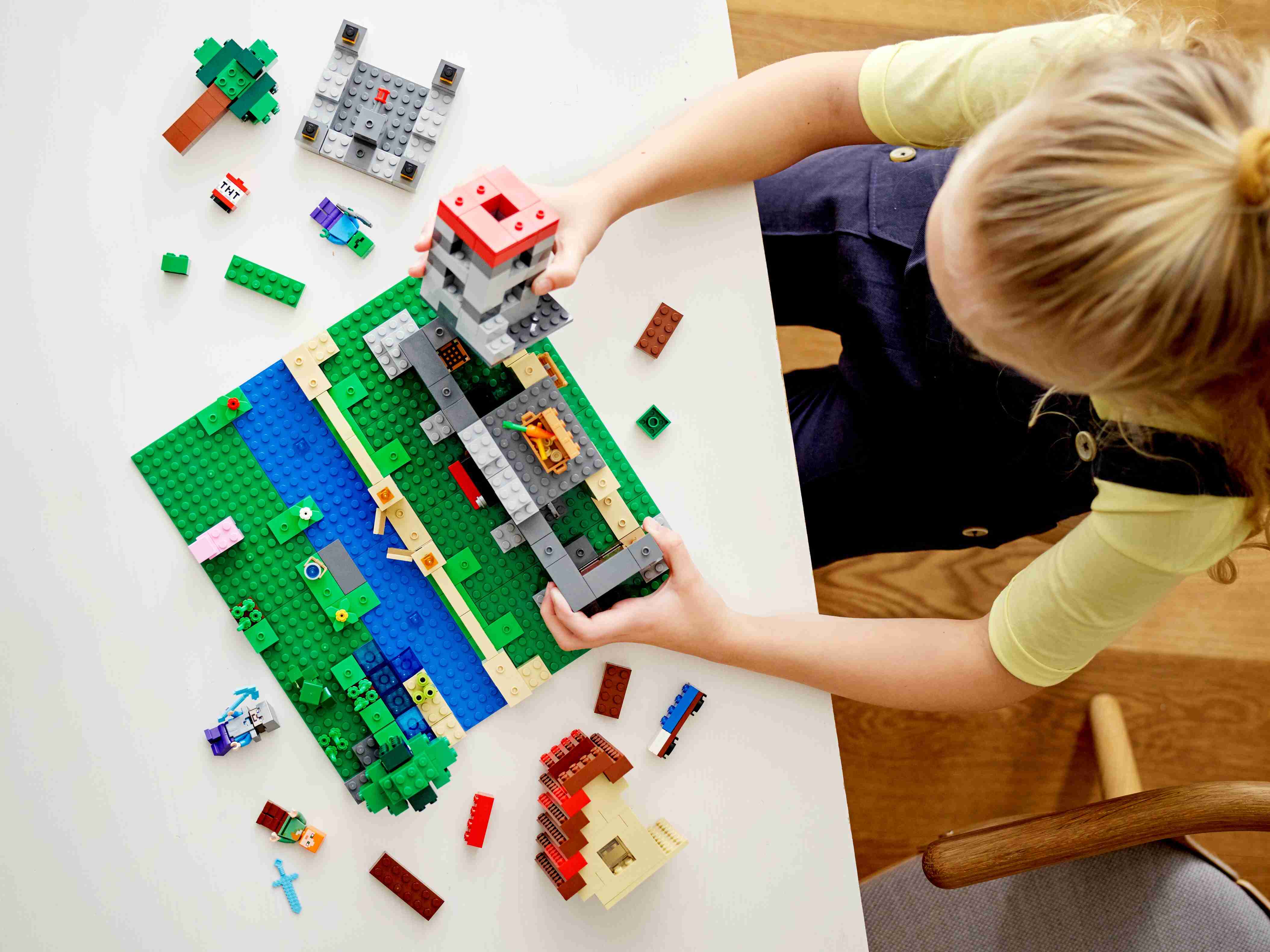 LEGO 21161 Minecraft Die Crafting-Box 3.0, Schloss oder Farm mit: Steve u. Alex